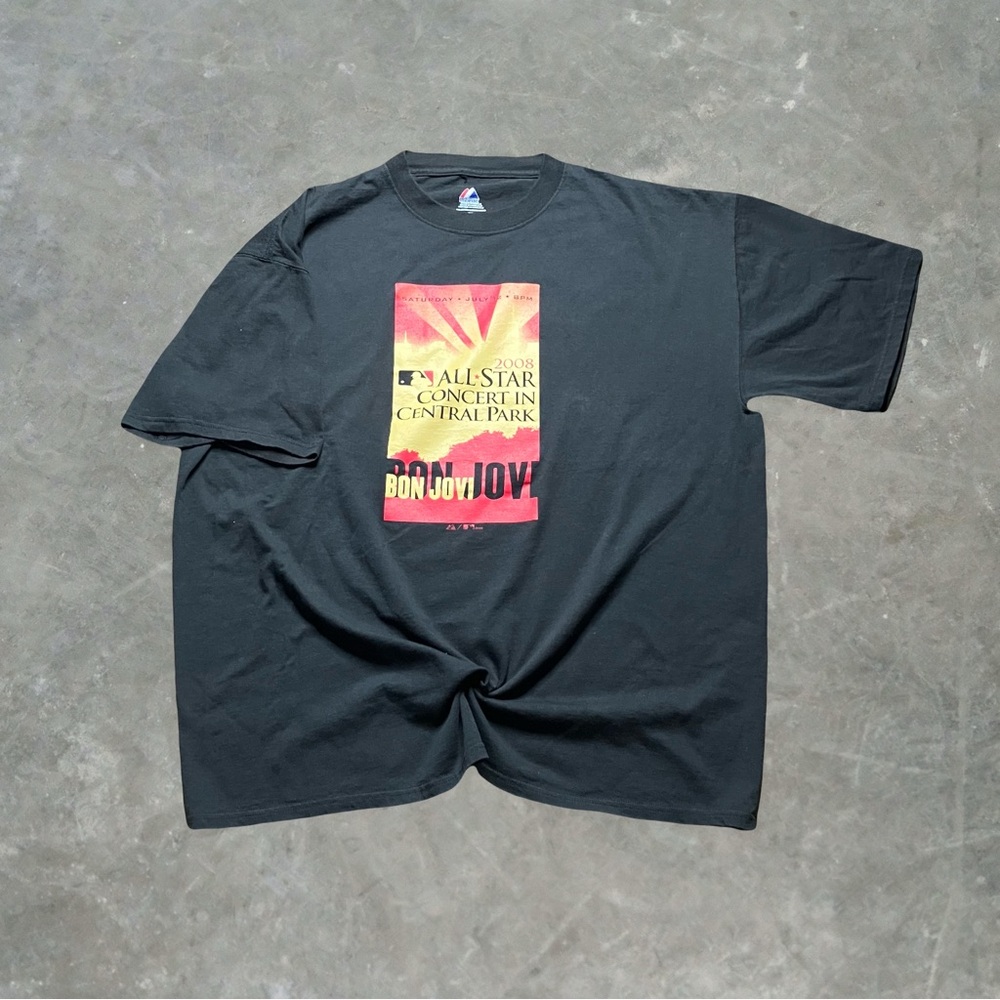 ☀️ Majestic Bon Jovi 2008 MLB Baseball Game Central Park Concert Graphic Tee